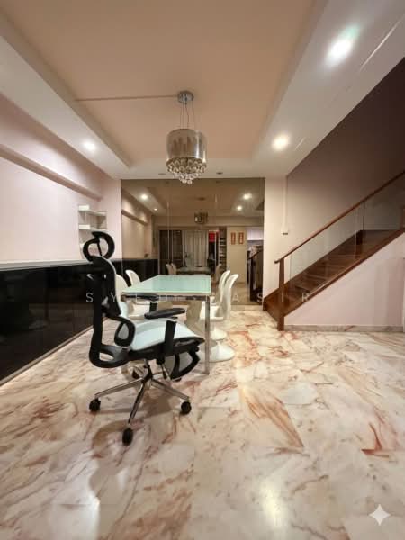 705 Hougang Avenue 2, 705 Hougang Avenue 2, 4 Bedrooms, 1,593 sqft, HDB Flat For Sale, by Syed Nasir, 500170442 - Dining Room - PropertyGuru.com.sg