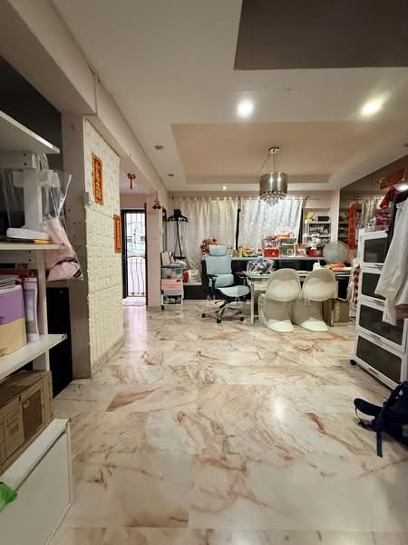 705 Hougang Avenue 2, 705 Hougang Avenue 2, 4 Bedrooms, 1,593 sqft, HDB Flat For Sale, by Syed Nasir, 500170442 - Living Room - PropertyGuru.com.sg