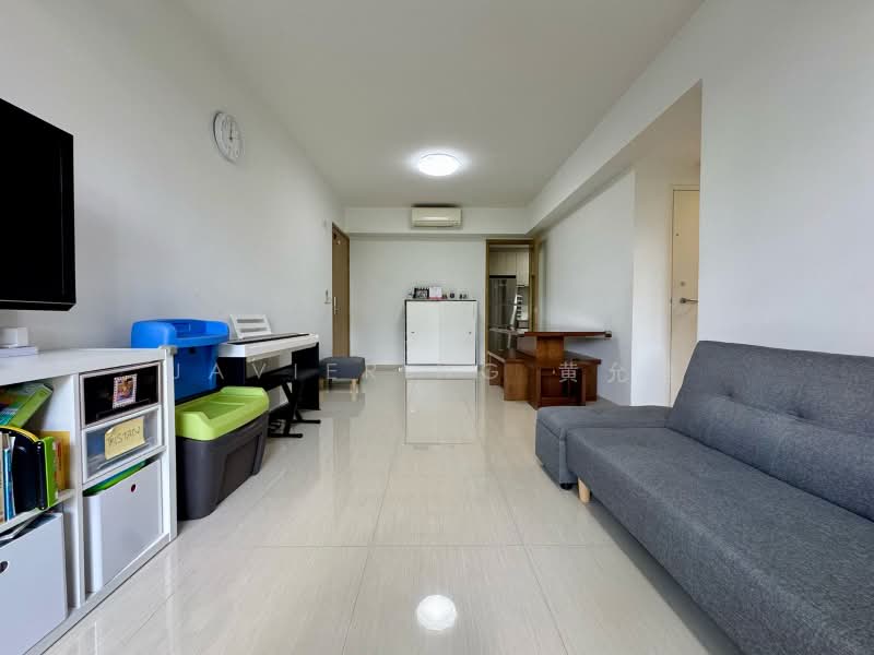 Westwood Residences EC, 188 Westwood Avenue, 4 Bedrooms, 1,238 sqft, Condominium For Rent, by Javier Ng 黄允健, 500170447 - Living Room - PropertyGuru.com.sg