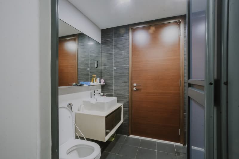Vibes @ Upper Serangoon, 488 Upper Serangoon Road, 1 Bedroom, 431 sqft, Apartment For Rent, by JACKIE TAN, 500170450 - Bathroom - PropertyGuru.com.sg