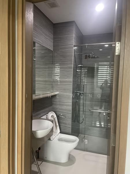 Floraville, 2 Cactus Road, 2 Bedrooms, 689 sqft, Apartment For Rent, by Irene Wong, 500170454 - Bathroom - PropertyGuru.com.sg