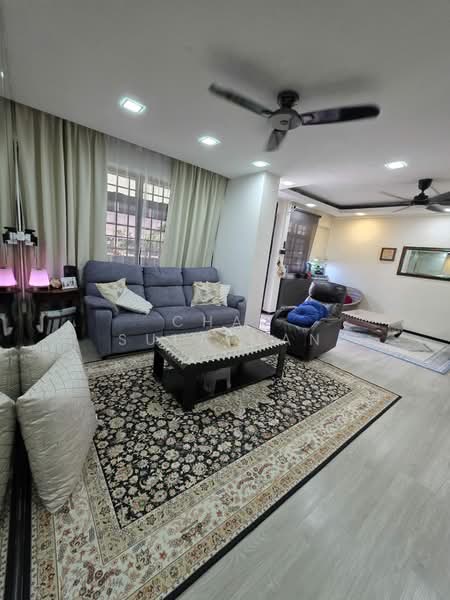 740 Woodlands Circle, 740 Woodlands Circle, 3 Bedrooms, 1,098 sqft, HDB Flat For Sale, by Chal Sulaiman, 500170455 - Living Room - PropertyGuru.com.sg