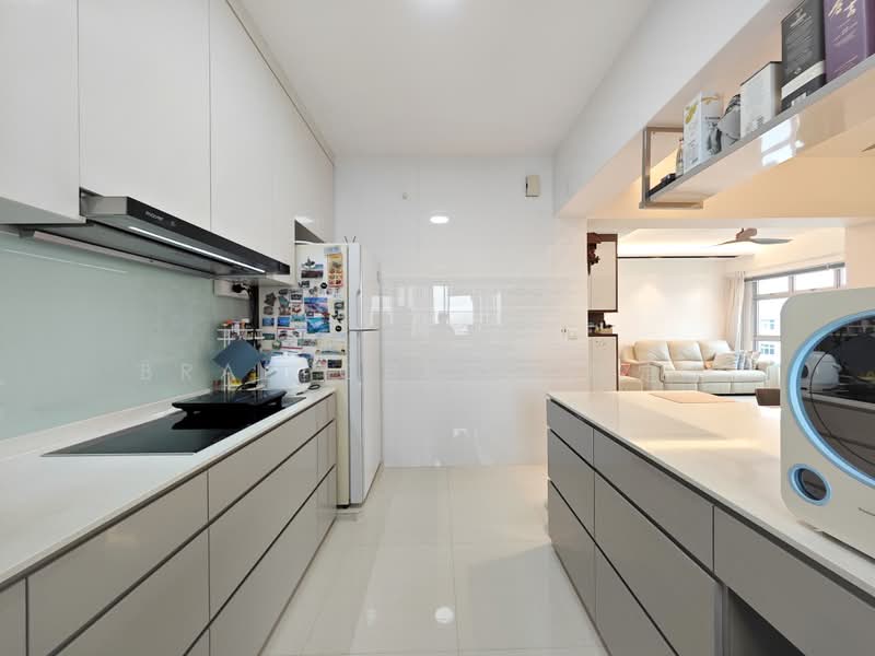 82B Circuit Road, 82B Circuit Road, 3 Bedrooms, 1,001 sqft, HDB Flat For Sale, by Brad Chung 钟定丰, 500170456 - Kitchen - PropertyGuru.com.sg