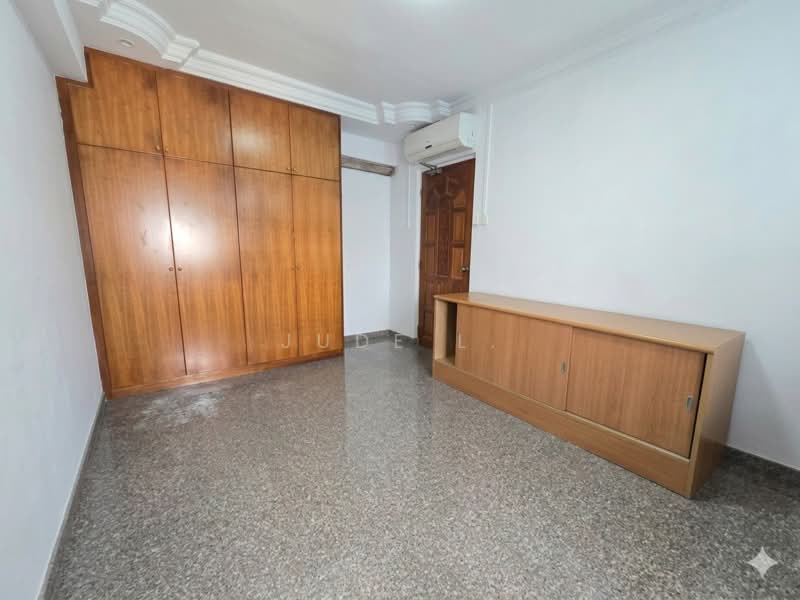 670 Choa Chu Kang Crescent, 670 Choa Chu Kang Crescent, 4 Bedrooms, 1,334 sqft, HDB Flat For Sale, by Jude L., 500170466 - Bedroom - PropertyGuru.com.sg