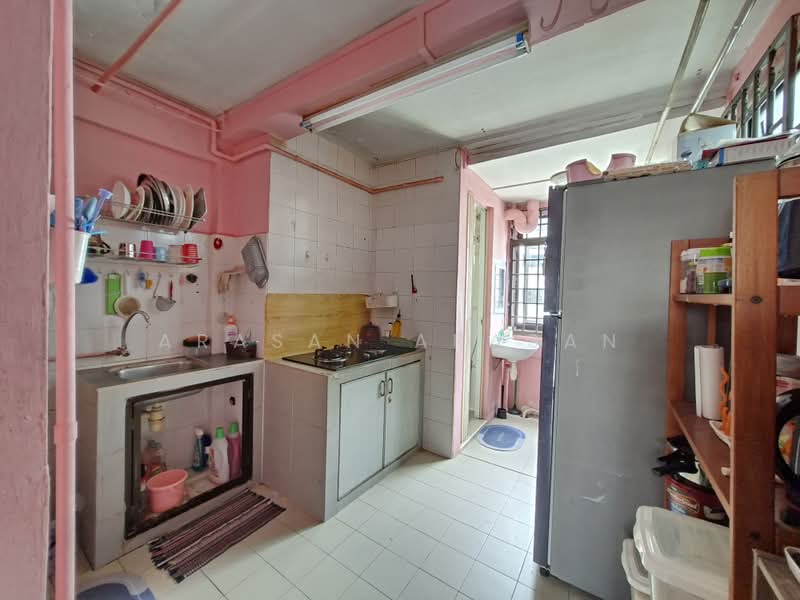 32 Jalan Bahagia, 32 Jalan Bahagia, 2 Bedrooms, 602 sqft, HDB Flat For Sale, by Arasan Arasan, 500170477 - Kitchen - PropertyGuru.com.sg