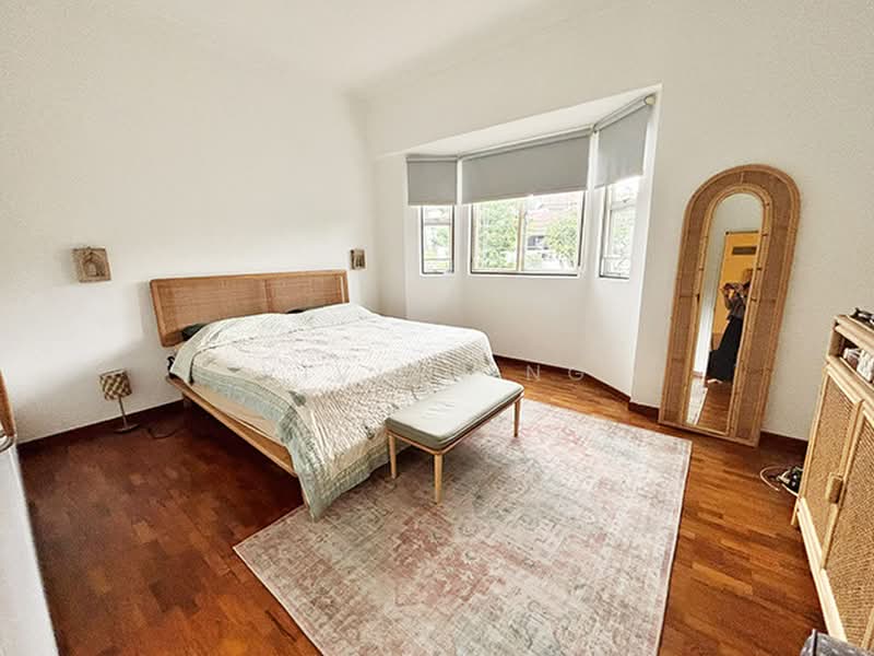 Hillcrest Road, Hillcrest, 5 Bedrooms, 2,368 sqft, Terraced House For Sale, by Vivian Ng, 500170478 - Bedroom - PropertyGuru.com.sg