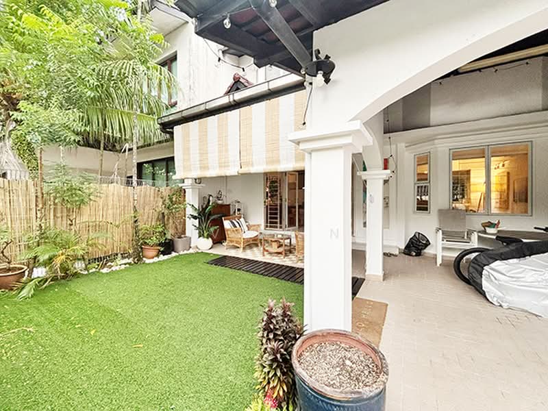 Hillcrest Road, Hillcrest, 5 Bedrooms, 2,368 sqft, Terraced House For Sale, by Vivian Ng, 500170478 - Exterior - PropertyGuru.com.sg