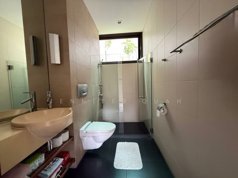 SIAN TUAN AVENUE, Sian Tuan Ave, 6 Bedrooms, 4,796 sqft, Bungalow House For Rent, by Jennifer Quah, 500170480 - Bathroom - PropertyGuru.com.sg