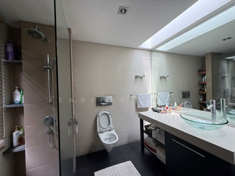 SIAN TUAN AVENUE, Sian Tuan Ave, 6 Bedrooms, 4,796 sqft, Bungalow House For Rent, by Jennifer Quah, 500170480 - Bathroom - PropertyGuru.com.sg