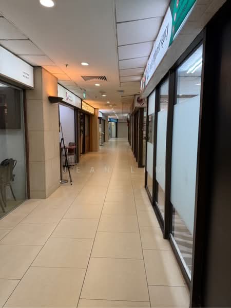 Lucky Plaza, 304 Orchard Road, 388 sqft, Mall Shop For Sale, by Jean Lim, 500170484 - CommercialGuru.com.sg