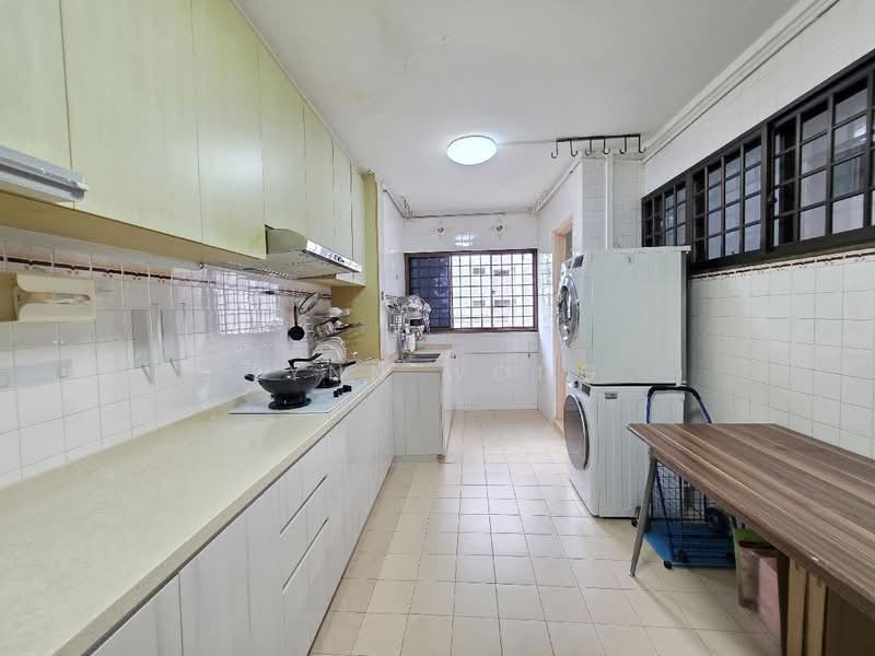 317 Jurong East Street 31, 317 Jurong East Street 31, 3 Bedrooms, 1,130 sqft, HDB Flat For Sale, by Lynn Wong, 500170492 - PropertyGuru.com.sg