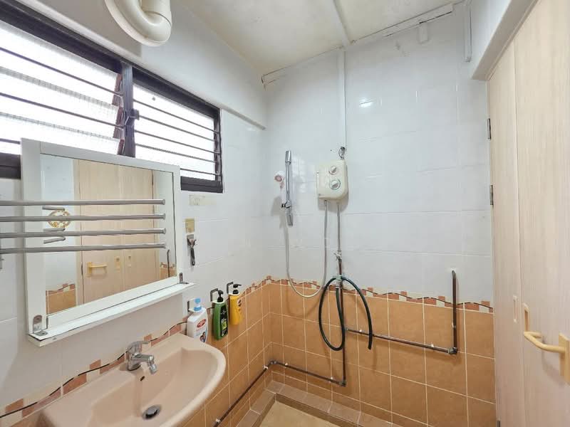 317 Jurong East Street 31, 317 Jurong East Street 31, 3 Bedrooms, 1,130 sqft, HDB Flat For Sale, by Lynn Wong, 500170492 - PropertyGuru.com.sg