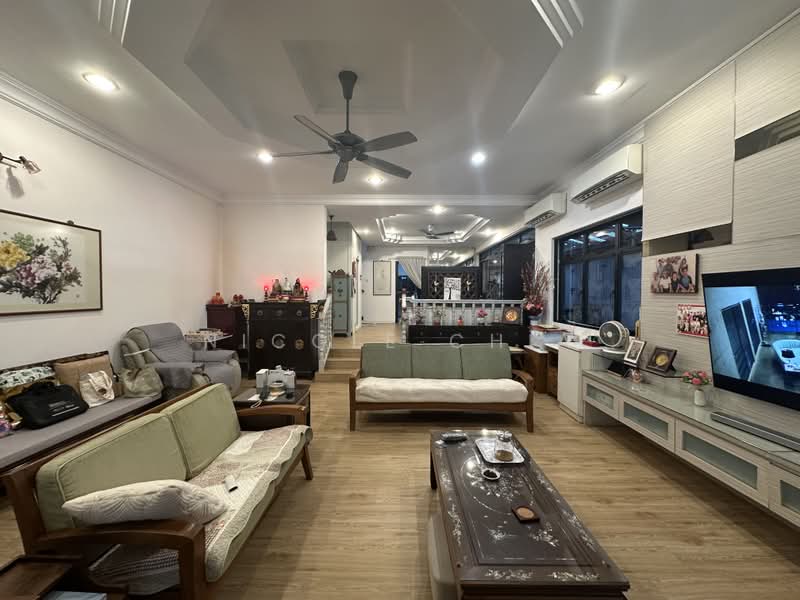 Kovan vicinity corner terrace with huge regular land, Phillips Avenue, Rosyth Road, Glasgow Road, Yio Chu Kang Road, 6 Bedrooms, 3,800 sqft, Corner Terrace For Sale, by Nicole Chia, 500170505 - Living Room - PropertyGuru.com.sg