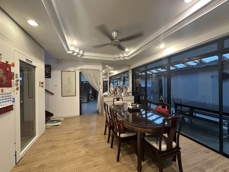 Kovan vicinity corner terrace with huge regular land, Phillips Avenue, Rosyth Road, Glasgow Road, Yio Chu Kang Road, 6 Bedrooms, 3,800 sqft, Corner Terrace For Sale, by Nicole Chia, 500170505 - Dining Room - PropertyGuru.com.sg