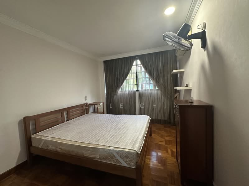 Kovan vicinity corner terrace with huge regular land, Phillips Avenue, Rosyth Road, Glasgow Road, Yio Chu Kang Road, 6 Bedrooms, 3,800 sqft, Corner Terrace For Sale, by Nicole Chia, 500170505 - Bedroom - PropertyGuru.com.sg