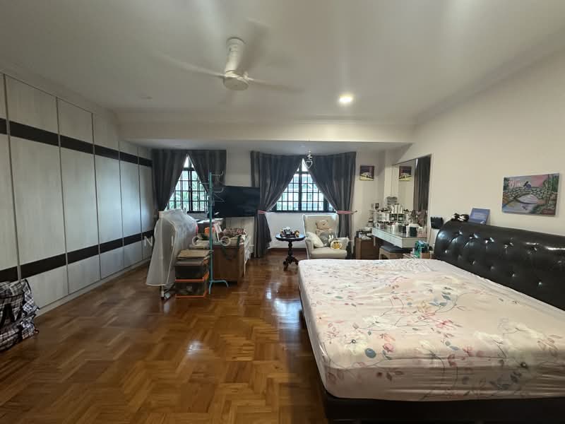 Kovan vicinity corner terrace with huge regular land, Phillips Avenue, Rosyth Road, Glasgow Road, Yio Chu Kang Road, 6 Bedrooms, 3,800 sqft, Corner Terrace For Sale, by Nicole Chia, 500170505 - Bedroom - PropertyGuru.com.sg