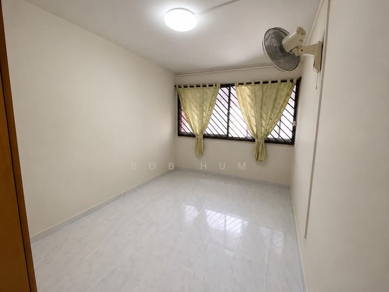 713 Jurong West Street 71, 713 Jurong West Street 71, 3 Bedrooms, 1,119 sqft, HDB Flat For Sale, by Bob Hum, 500170514 - Interior - PropertyGuru.com.sg