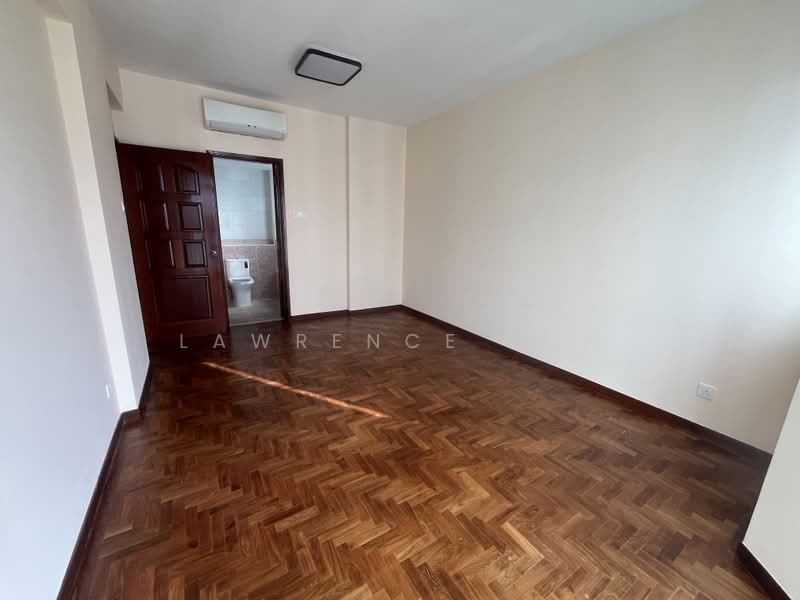 Ballota Park Condo, 156 Mariam Way, 3 Bedrooms, 1,420 sqft, Condominium For Sale, by Lawrence Loh, 500170517 - Master Bedroom - PropertyGuru.com.sg