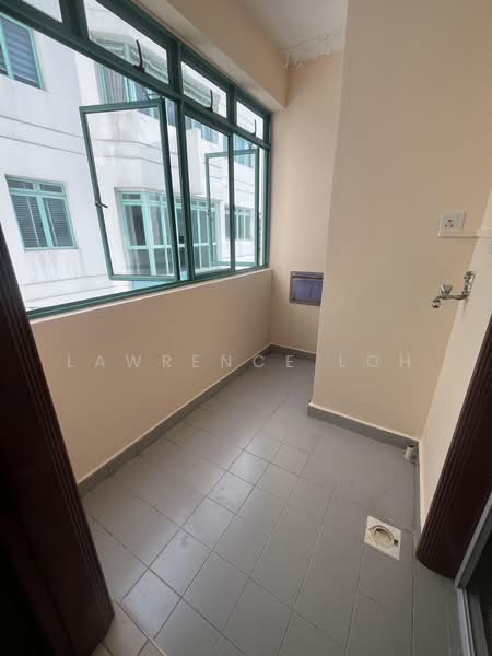 Ballota Park Condo, 156 Mariam Way, 3 Bedrooms, 1,420 sqft, Condominium For Sale, by Lawrence Loh, 500170517 - Yard - PropertyGuru.com.sg