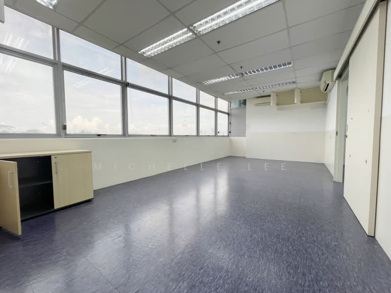 Wcega Tower, 21 Bukit Batok Crescent, 969 sqft, Light Industrial (B1) For Rent, by Michelle Lee, 500170520 - Interior - CommercialGuru.com.sg