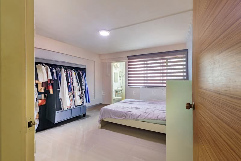 510 Bukit Batok Street 52, 510 Bukit Batok Street 52, 3 Bedrooms, 1,108 sqft, HDB Flat For Sale, by Queenie Ke, 500170521 - Bedroom - PropertyGuru.com.sg