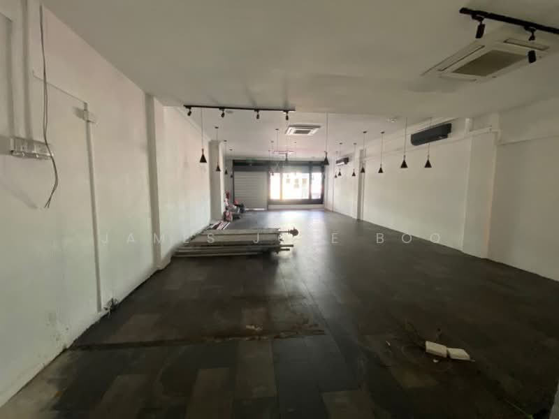 Zero takeover fee | Next to Mac and gym | 3P 100A, , 1,601 sqft, Shop / Shophouse For Rent, by James Jose Boo, 500170522 - three phase 100amp - CommercialGuru.com.sg