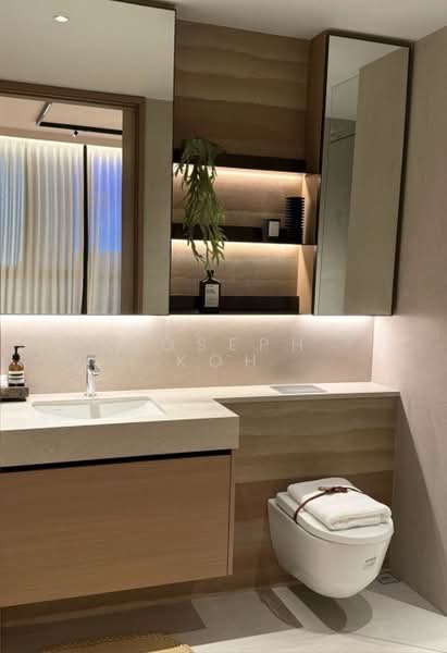 Thomson Reserve, Bright Hill Drive, 3 Bedrooms, 1,023 sqft, Condominium For Sale, by Joseph Koh, 500170525 - Bathroom - PropertyGuru.com.sg