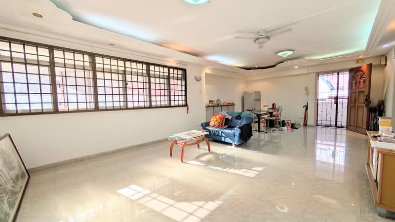 751 Pasir Ris Street 71, 751 Pasir Ris Street 71, 4 Bedrooms, 1,302 sqft, HDB Flat For Sale, by Karen Wong, 500170530 - Living Room - PropertyGuru.com.sg