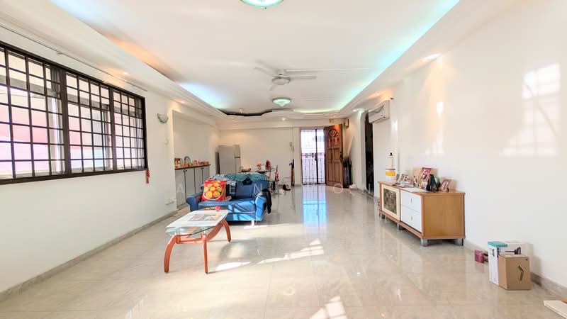 751 Pasir Ris Street 71, 751 Pasir Ris Street 71, 4 Bedrooms, 1,302 sqft, HDB Flat For Sale, by Karen Wong, 500170530 - Living Room - PropertyGuru.com.sg