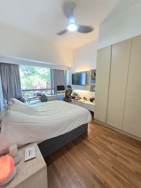 Waterfront Waves, 768 Bedok Reservoir Road, 2 Bedrooms, 990 sqft, Condominium For Sale, by MH Quek, 500170531 - Bedroom - PropertyGuru.com.sg