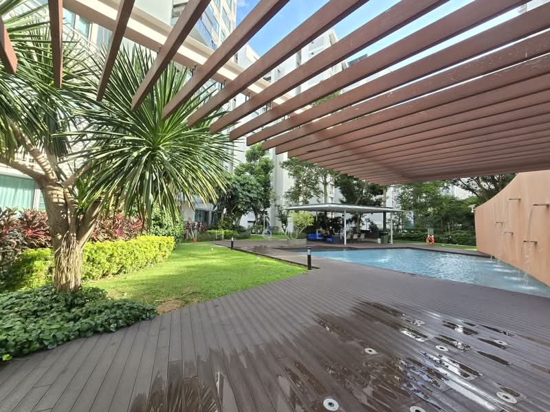 Waterfront Waves, 768 Bedok Reservoir Road, 2 Bedrooms, 990 sqft, Condominium For Sale, by MH Quek, 500170531 - Exterior - PropertyGuru.com.sg