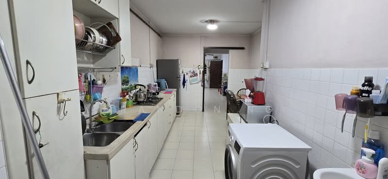 915 Jurong West Street 91, 915 Jurong West Street 91, 2 Bedrooms, 786 sqft, HDB Flat For Sale, by Brandon Ng, 500170532 - Kitchen - PropertyGuru.com.sg