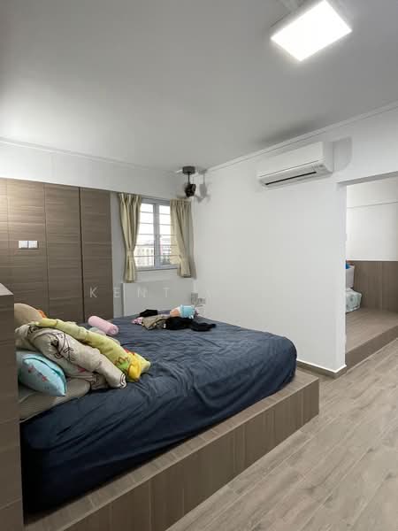 113 Jurong East Street 13, 113 Jurong East Street 13, 3 Bedrooms, 90 sqft, HDB Flat For Sale, by Kent Wong, 500170533 - Bedroom - PropertyGuru.com.sg
