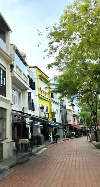 Boat Quay Conservation Shophouse, Rare Direct River Facing! F&B, 999yrs Tenure, Boat Quay, 4,200 sqft, Shop / Shophouse For Sale, by Jennifer Tan WL 陈慧莲, 500170551 - Exterior - CommercialGuru.com.sg