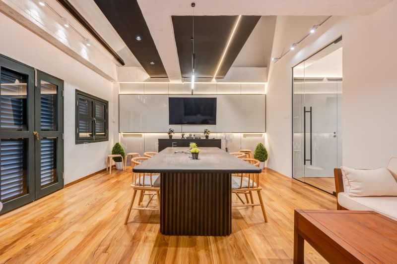 Boat Quay Conservation Shophouse, Rare Direct River Facing! F&B, 999yrs Tenure, Boat Quay, 4,200 sqft, Shop / Shophouse For Sale, by Jennifer Tan WL 陈慧莲, 500170551 - Interior - CommercialGuru.com.sg