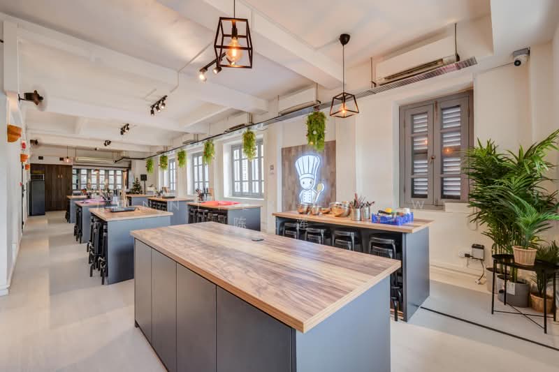 Boat Quay Conservation Shophouse, Rare Direct River Facing! F&B, 999yrs Tenure, Boat Quay, 4,200 sqft, Shop / Shophouse For Sale, by Jennifer Tan WL 陈慧莲, 500170551 - Interior - CommercialGuru.com.sg