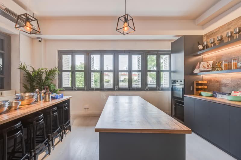 Boat Quay Conservation Shophouse, Rare Direct River Facing! F&B, 999yrs Tenure, Boat Quay, 4,200 sqft, Shop / Shophouse For Sale, by Jennifer Tan WL 陈慧莲, 500170551 - Kitchen - CommercialGuru.com.sg