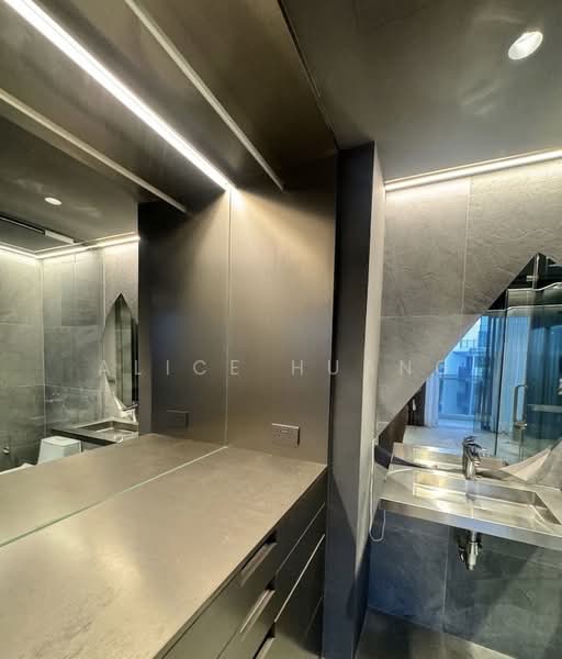 Parc Seabreeze, 532 Joo Chiat Road, 3 Bedrooms, 2,562 sqft, Condominium For Sale, by Alice Huang, 500170552 - Vanity corner - PropertyGuru.com.sg