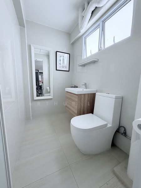 112 Simei Street 1, 112 Simei Street 1, 3 Bedrooms, 1,324 sqft, HDB Flat For Sale, by Arthur Loo, 500170554 - Bathroom - PropertyGuru.com.sg