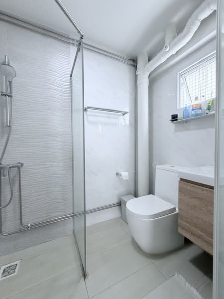 112 Simei Street 1, 112 Simei Street 1, 3 Bedrooms, 1,324 sqft, HDB Flat For Sale, by Arthur Loo, 500170554 - Bathroom - PropertyGuru.com.sg