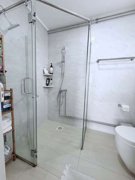 112 Simei Street 1, 112 Simei Street 1, 3 Bedrooms, 1,324 sqft, HDB Flat For Sale, by Arthur Loo, 500170554 - Bathroom - PropertyGuru.com.sg