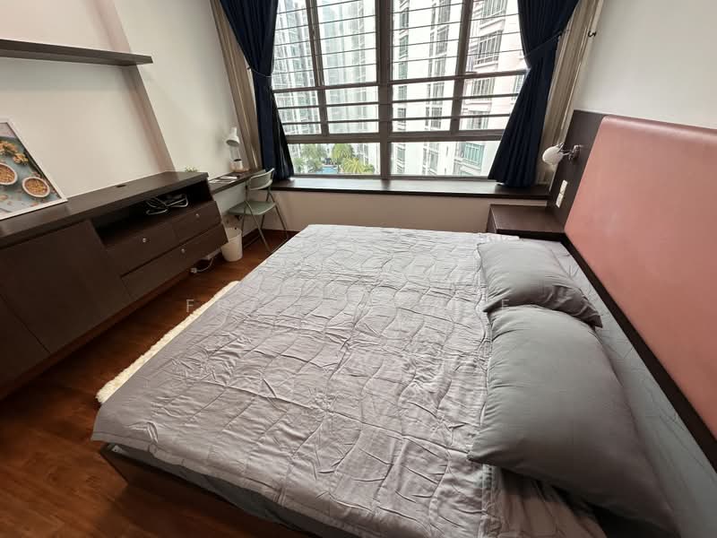 The Lakeshore, 31 Jurong West Street 41, Room Rental, 120 sqft, Condominium For Rent, by Francis Lee, 500170565 - Bedroom - PropertyGuru.com.sg