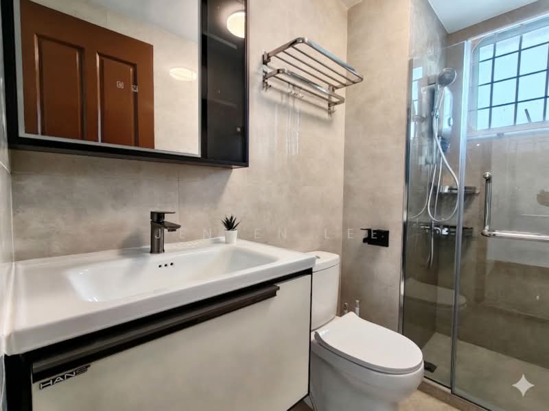 Landed living, near to NTU, no landlord stay, Westwood Crescent | Westwood Drive | Westwood Walk | Westwood Ave | Westwood Terrace, Room Rental, 180 sqft, Terraced House For Rent, by Jensen Lee, 500170578 - Bathroom - PropertyGuru.com.sg