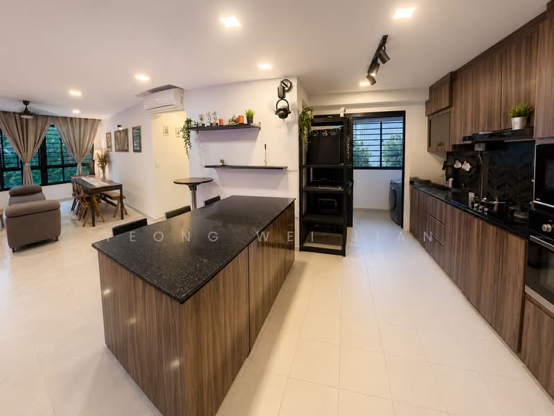 120B Punggol Edge, 120B Edgedale Plains, 3 Bedrooms, 1,206 sqft, HDB Flat For Sale, by Yeong Wei Jian, 500170584 - Open-concept Kitchen - PropertyGuru.com.sg
