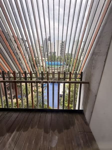 Goodwood Residence, 263 Bukit Timah Road, 3 Bedrooms, 1,948 sqft, Condominium For Sale, by James ., 500170587 - Balcony - PropertyGuru.com.sg