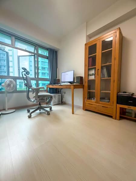 211A Compassvale Lane, 211A Compassvale Lane, 3 Bedrooms, 1,001 sqft, HDB Flat For Sale, by Yuna Lim, 500170590 - Study - PropertyGuru.com.sg