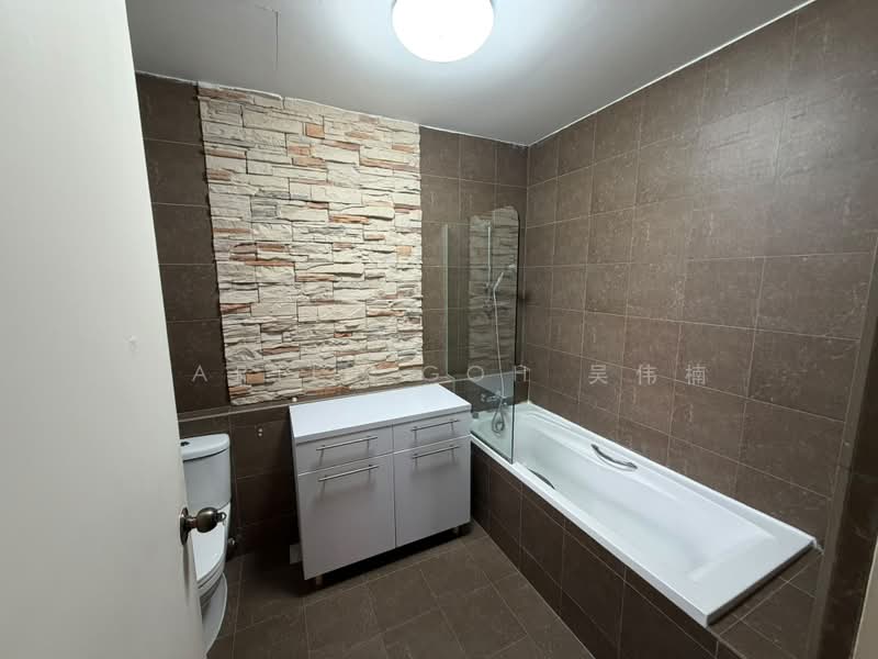 🔥Woollerton GCB 🔥mins to MRT & Orchard 🔥near BOTANIC GARDENS, , 7 Bedrooms, 8,000 sqft, Good Class Bungalow For Rent, by Martin Goh 吴伟楠, 500170607 - Bathroom - PropertyGuru.com.sg