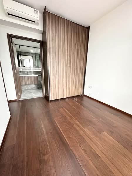 Lentor Modern, Lentor Central, 3 Bedrooms, 980 sqft, Condominium For Sale, by Yeong Wei Jian, 500170612 - Master en-suite - PropertyGuru.com.sg