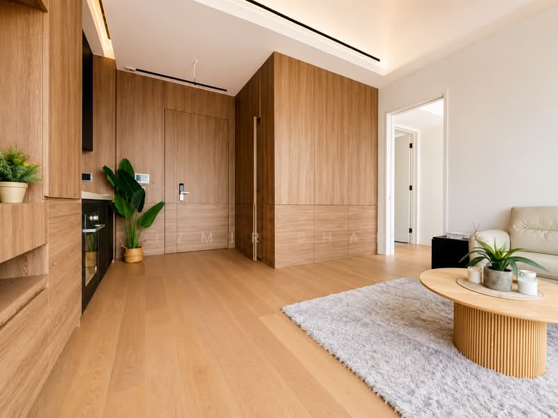 10 Evelyn, 10 Evelyn Road, 1 Bedroom, 721 sqft, Condominium For Sale, by Izmir Shah, 500170613 - Living Room - PropertyGuru.com.sg