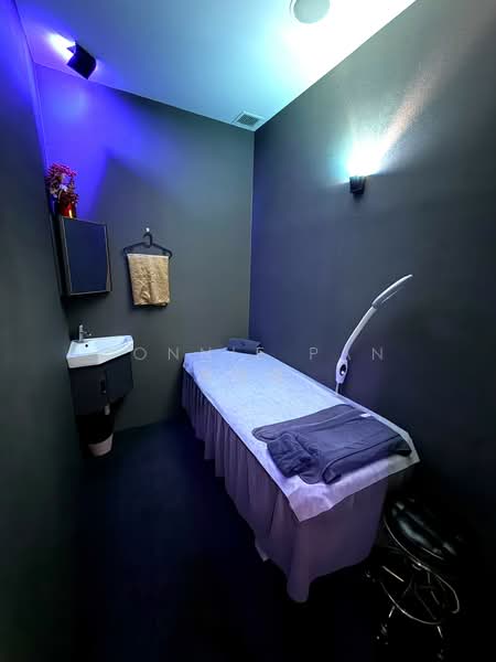Stars of Kovan, 988 Upper Serangoon, 592 sqft, Mall Shop For Rent, by Connie Pan 潘瑩瑩, 500170616 - Interior - CommercialGuru.com.sg